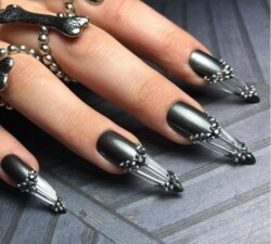 Heavy Metal - Embellished Nails