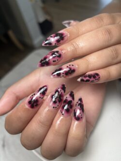Wedding nails
