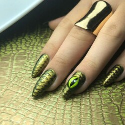 Chrome Ssssssnake Design
